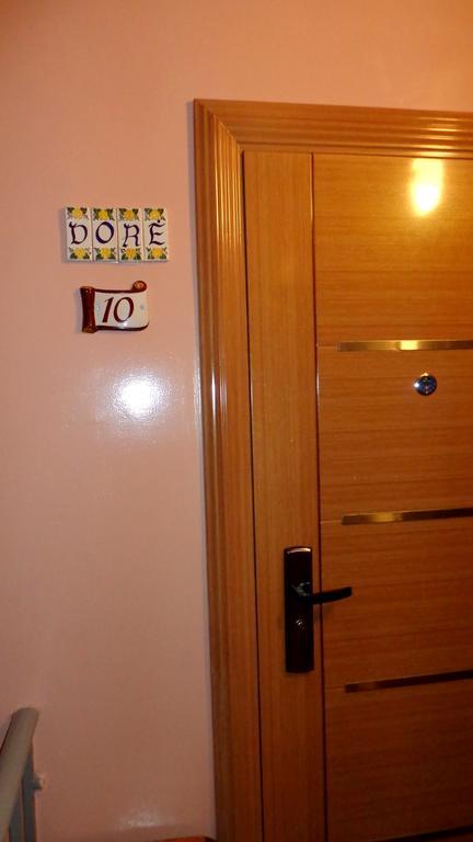 Apartamentai Dore 奈达 外观 照片