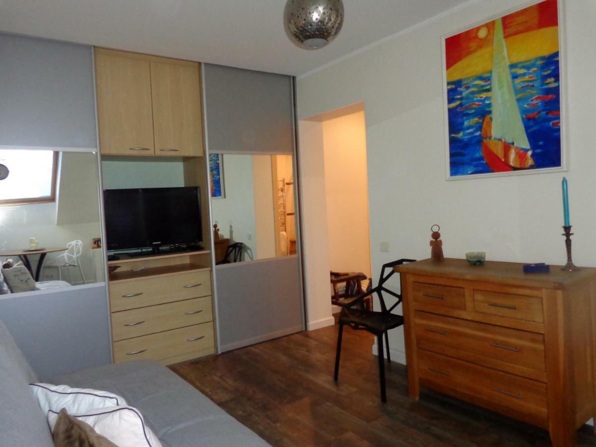 Apartamentai Dore 奈达 外观 照片